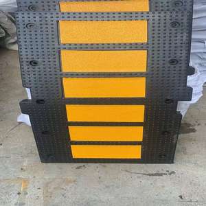 Tragbare Gummi-Bremsschwelle für Temporäre Verkehrsregulierung - Leicht zu Transportieren 25-45 km/h Asphaltnutzung - Product Image 3