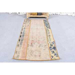 Alfombra de 1.7x3.2 pies, Alfombra Turca Vintage, Alfombra de Lana con Borde Beige - Product Image 1