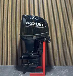 Motor Intraborda Nuevo SUZ-UKIII 2023 de 115 HP, Diésel, EFI, 4 Tiempos, DF115BTL, 6 Cilindros, para Reemplazo/Reparación - Product Image 1