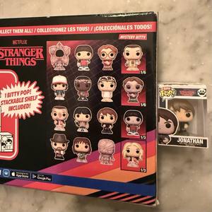 Venta al por Mayor del Producto Más Vendido de la Mejor Calidad, Funkoo Bitty Pop Stranger Things, Paquete de 4 Figuras Bitty POP Disponibles Ahora en Existencia - Product Image 4