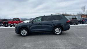 Toyota Usado del 2024. Grand Highlander XLE - Product Image 2