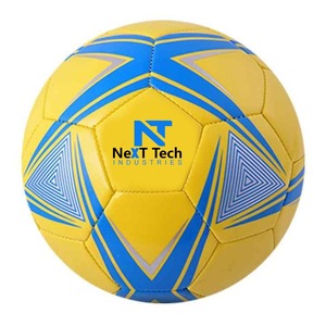 ลูกบอลฝึกฟุตบอลวัสดุ PU สำหรับการฝึกซ้อมพร้อมดีไซน์ที่กำหนดเองและโลโก้ตามสั่งโดยอุตสาหกรรมเทคโนโลยีถัดไป - Product Image 1