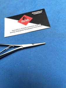 Herramientas de Laboratorio Dental, Instrumentos de Ortodoncia, Pinzas Porta Agujas Delgadas Tipo Mosquito Mathieu, Esterilizables Manualmente, CE ISO - Product Image 3