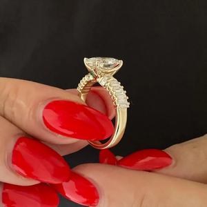 Oval Lab Grown Diamond Art Deco Anillo de compromiso/14K Oro amarillo Esmeraldas y diamantes Anillo de bodas Anillo de diamante vintage único - Product Image 5