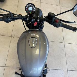 Pour ROYAL ENFIELD HNTR 350, une moto vintage classique - Product Image 2