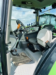 Tracteur agricole Deutz-Fahr 5120G 2022 avec chargeur frontal, pneus à grande traction, cabine fermée, tracteur utilitaire agricole pour - Product Image 4
