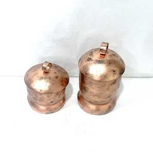 Portavelas de Metal Rústico al por Mayor, con Parte Superior Curva en Forma de Campana y Base Biselada, Recipiente Decorativo de Estaño para Velas, Personalizado al por Mayor en Acero Inoxidable - Product Image 4