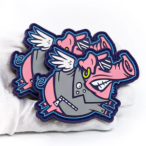 Parches de goma para ropa y bolsos Parche con logotipo de PVC personalizado con sellado térmico o respaldo de velcro - Product Image 4