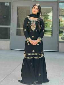 Conjunto de Sharara Corto con Encaje Bordado Elegante Unity Luxure Noir Royale - Product Image 2