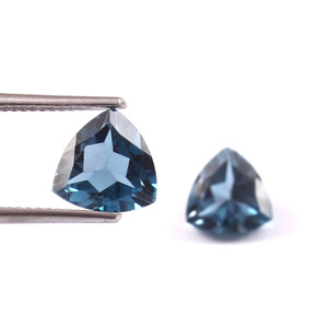 Topaze Bleue de Londres Naturelle Trillion Cut Pierres Précieuses Facettes Tailles 3X3MM à 20X20MM - Product Image 2