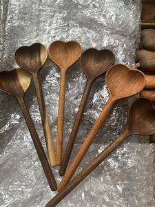 Les fabricants fournissent une cuillère en bois avec une taille et un logo personnalisés, Offre Spéciale une cuillère en bois pour la cuisine à partir de 99 données dorées - Product Image 6