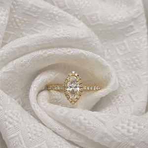 Anillo de diamante solitario de joyería fina de oro de 14K, banda de compromiso de Halo cultivado en laboratorio de corte Marquesa clásico para mujeres y hombres para boda - Product Image 6