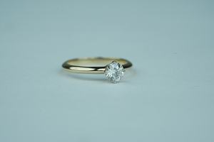 Bague Moissanite en diamant de laboratoire élégante coupe ronde VS1 clarté IGI SGL certifié or rose or argent exportation qualité vendeur - Product Image 4