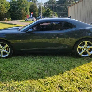 รถเชฟโรเลต คามาโร 1LT คูเป้ ขับเคลื่อนล้อหลัง พร้อมส่ง บริการส่งถึงบ้าน - Product Image 1