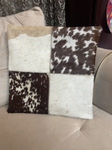 Housse de coussin en peau de vache, épaisse, à poils longs, adaptée aux animaux de compagnie - Product Image 4