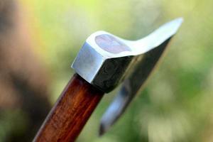 Hacha Vikinga de Acero al Carbono Hecha a Mano, Hacha Barbuda, Hacha de Supervivencia para Exteriores con Mango de Madera - Product Image 5