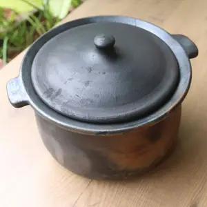 Manufacturer Indian Clay Biryani Pot Handi Cooking Healthy Cooking Organic Handi Biryani Pot Cooking Pot 4Liter 135OZ Capacity