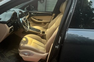 M-acan AWD d'occasion en excellent état - Product Image 3