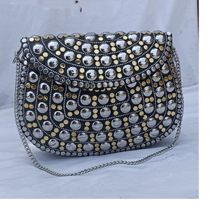 Monederos tribales de mosaico personalizados ideales para tiendas de accesorios de moda para reventa hechos con adornos - Product Image 1