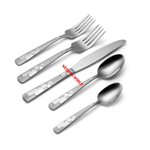 Cubertería de Acero Inoxidable con Acabado Espejo, Hecha a Mano, de Diseño, la Más Vendida, Marca Mundial para Bodas, de Uttar Pradesh - Product Image 1
