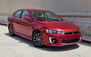 Auto Usado Lancer SE 2017 con Tracción Delantera en Venta - Product Image 1
