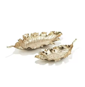 Juego de bandejas para servir de metal de aluminio de 3 piezas exclusivas, diseño estructurado de hoja con acabado Chapado en plata decorativo para alimentos - Product Image 4