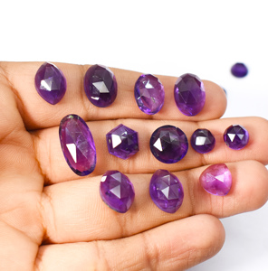 พลอยอะมีทิสต์ธรรมชาติทรงโรสคัทเหลี่ยมเพชรพลอย ขายส่ง น้ำหนัก 176.15 กะรัต จำนวน 50 ชิ้น ขนาดเฉลี่ย 14x10 - 8 มม. อะมีทิสต์แอฟริกันธรรมชาติ - Product Image 4