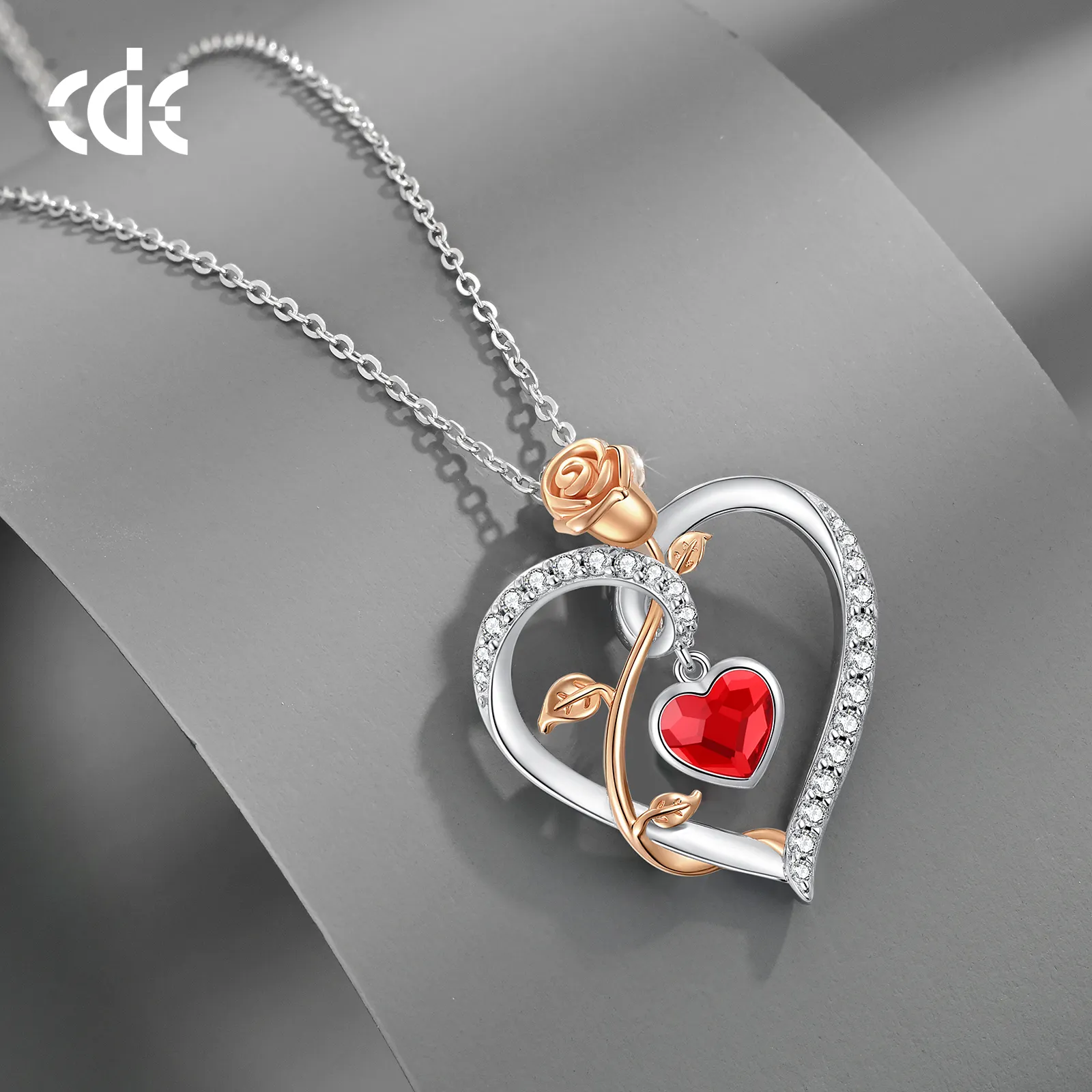 CDE SSYN001 feiner Schmuck 925 Sterling-Silberstein rote Kristalle mit Zirkonium-Halsband Großhandel Rose Blume Design-Halsband