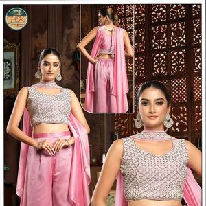 Conjunto de Traje Palazzo Rosa de Diseño Indo-Occidental para Mujer con Top Corto Bordado y Dupatta para Fiestas y Bodas - Product Image 2