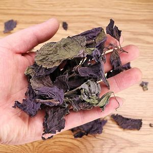 Harmonie Naturelle dans Chaque Feuille : Feuilles de Perilla Séchées Cueillies à la Main des Jardins d'Herbes du Vietnam, Marque VietFargimex, Durée de Conservation de 12 Mois - Product Image 3