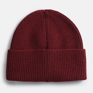 Bonnet d'hiver en tricot uni avec logo personnalisé en relief, en polyester/coton, unisexe, pour le ski et les voyages en plein air - Product Image 2