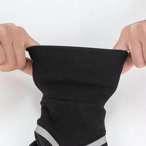 Good Quality Unisex Outdoor Running Gloves with Silicon Touch Screen Custom Logo Wholesale for Men and Women Jogging Hiking - Product Image 4