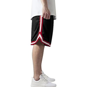 2025 nouveaux hommes Shorts monocouche séchage rapide couleur unie course Fitness sport décontracté hommes maille pantalon confortable - Product Image 2