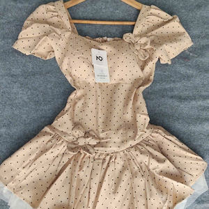 เดรสสั้นแขนสั้นเซ็กซี่สำหรับผู้หญิง ดีไซน์ทันสมัย ผสมผสานความสง่างาม ความสบาย ลุคแคชชวลและเป็นทางการ เหมาะสำหรับหลากหลายโอกาส ผ้าไหม - Product Image 6