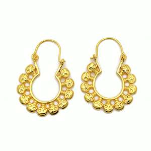 Pendientes de Aro de Latón con Múltiples Calaveras, Estilo Nuevo y Popular, Chapados en Oro de 18k, Estilo Punk, Biker, Vintage, Gótico, Calavera Guerrera, Venta al por Mayor para Mujer - Product Image 1
