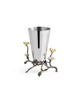 Floreros de aluminio con acabado dorado hecho a mano de diseño 2025, Decoración de mesa atractiva, jarrones de Metal de estilo elegante en MOQ bajo - Product Image 3