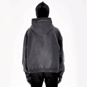 Sudadera con capucha lavada con ácido desgastada de peso pesado para hombre con logotipo bordado personalizado térmico Diseño de corte y costura de parche vintage - Product Image 5