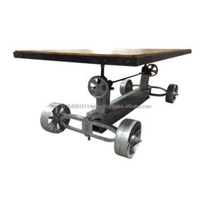 Table de salle à manger de banquet de restaurant de café réglable de manivelle de train américain antique avec le style industriel pour le bar de club de pub d'entrée - Product Image 1