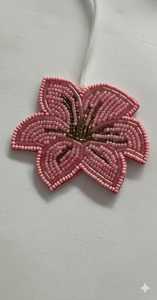 Porte-clés en fer jaune vert avec perles, broderie artisanale, breloques pour sac avec motif floral, finition polie durable - Product Image 5