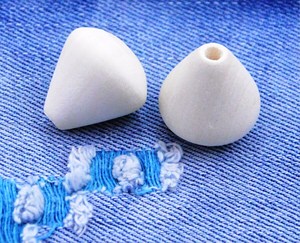 Billes en bois noir, perles en bois peintes en noir, forme personnalisée et perles en bois colorées, façonnées et dimensionnées à la main, produit artisanal indien - Product Image 3