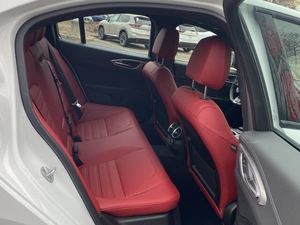 รถมือสอง พวงมาลัยซ้าย/ขวา ปี 2024 อัลฟ่า โรเมโอ จูเลีย เวโลเช่ ขับเคลื่อนสี่ล้อ - Product Image 5