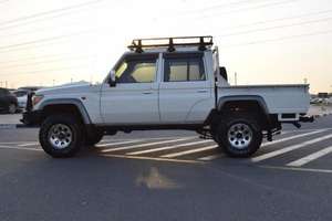 2015LandCruiser Cabine double GXL Diesel Couple élevé Ramassage de travail manuel - Product Image 4