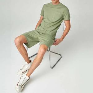 Trajes de chándal personalizados con logotipo para hombre 2025 Conjuntos cortos Joggers Hombres Verano 100% Algodón de calidad superior Conjuntos de camisetas y pantalones cortos para hombre - Product Image 4