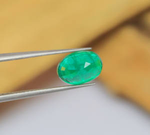 พลอยมรกตทรงรีเจียระไนคุณภาพเยี่ยม - มรกตแท้จากแซมเบีย 100% - อัญมณีธรรมชาติจากเหมืองแซมเบีย - Product Image 5