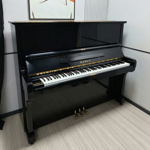 เปียโน KAWAI KU3B เปียโนอะคูสติกแบบตั้งตรงคุณภาพระดับการแสดงของญี่ปุ่น พร้อมระบบกลไก 88 คีย์ รุ่น KU 1 KU2 KU3 - Product Image 1