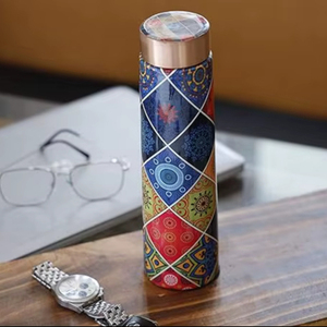 Tapa de Botella de Agua de Cobre Puro con Textura Única Impresa, Gran Capacidad, Ecológica, Vibrante, Artesanía Artística para un Toque Atractivo - Product Image 1