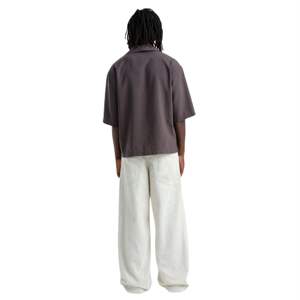 OEM Custom Mens Easy Wide Pipes Jeans 23 Botones y Remaches Personalizados Apertura inferior Lavado antiguo original Durable - Product Image 2