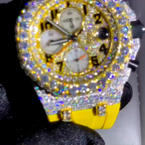 Montre tendance personnalisée en moissanite sertie de diamants, acier inoxydable, meilleure qualité, pour hommes - Product Image 3