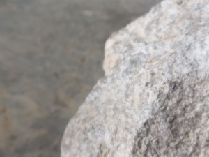 Pyrophyllite hiệu suất cao vượt trội như một chất mở rộng lớp phủ chống ăn mòn, tạo thành một hàng rào dày đặc chống lại sự xâm nhập của độ ẩm - Product Image 5