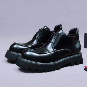 Chaussures à talons en cuir rétro pour femmes avec bride en T et escarpins vintage à talon carré pour dames, chaussures habillées élégantes pour fêtes et cocktails - Product Image 4